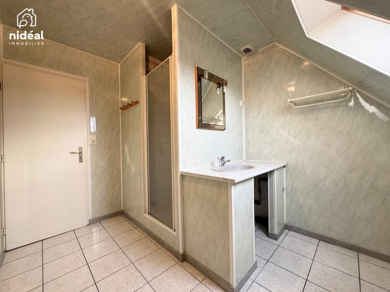 Maison traditionnelle - 90 m² - 4 pièces