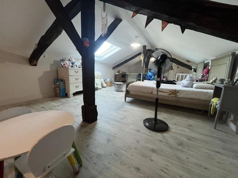 Maison - 96 m² - 4 pièces