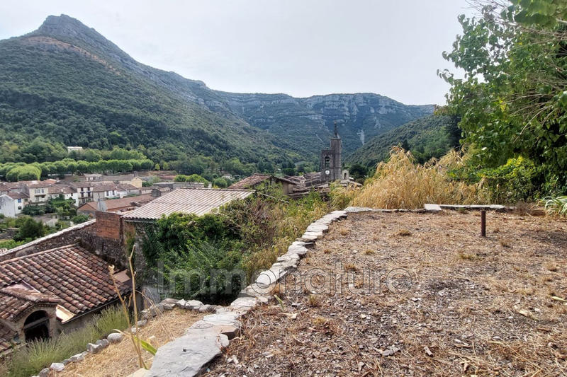 Maison - 202 m² - 3 pièces