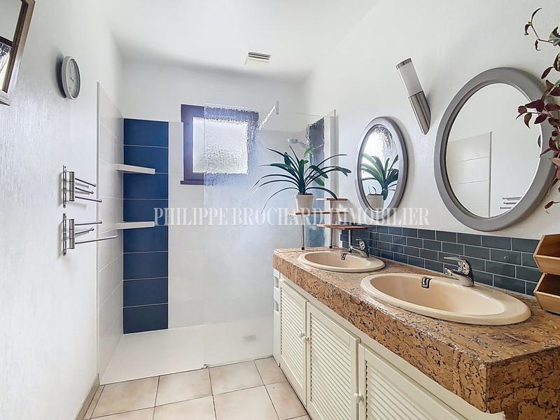 Maison traditionnelle - 112 m² - 6 pièces