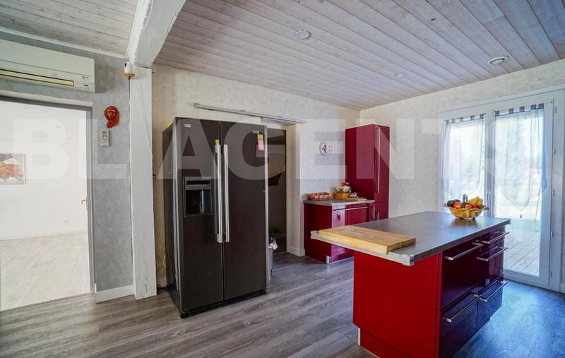 Villa - 180 m² - 7 pièces