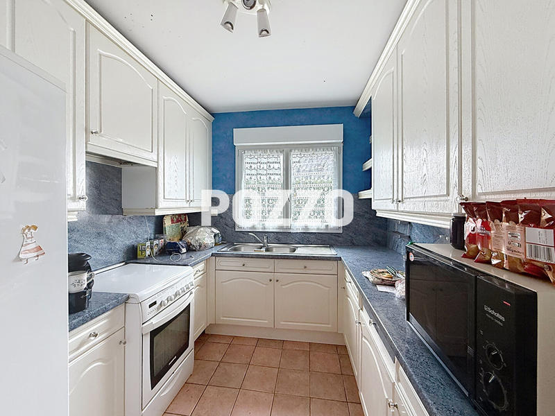 Maison - 99 m² - 5 pièces