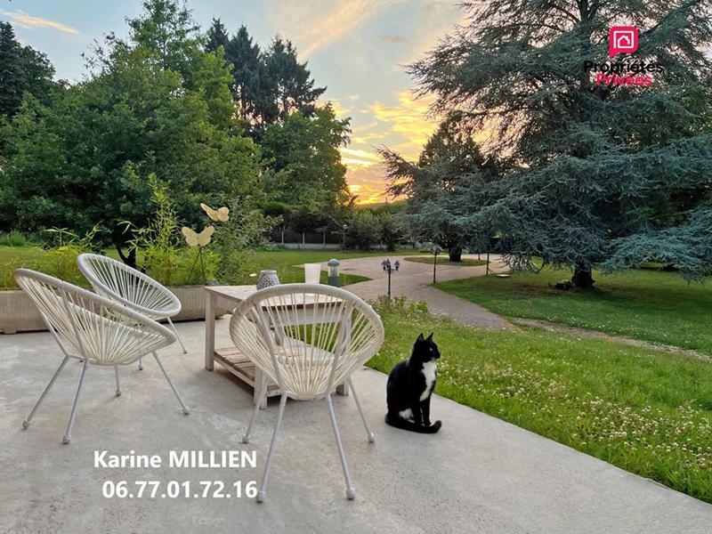 Maison - 182 m² - 7 pièces