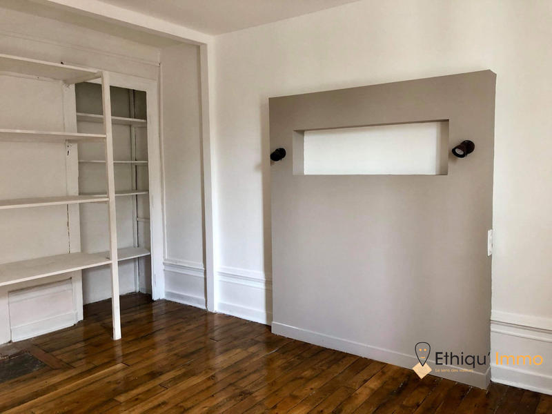 Appartement - 60 m² - 2 pièces