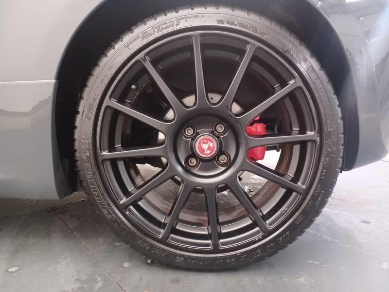 Abarth 500c 595c 1.4 Turbo 16v t-Jet 180 ch Bvm5 Competizione