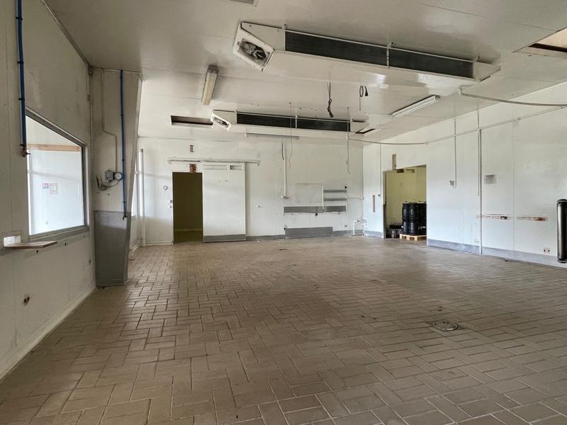 Local commercial - 700 m²