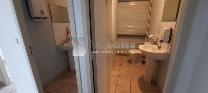 Entrepôt - 582 m² - 6 pièces