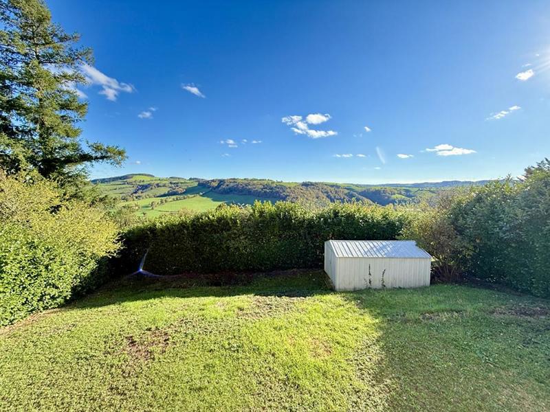 Maison - 101 m² - 5 pièces