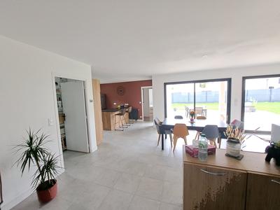 Maison contemporaine - 150 m² - 6 pièces