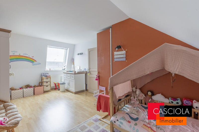 Maison - 163 m² - 7 pièces