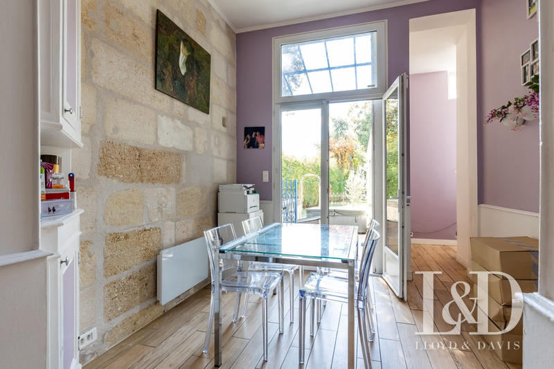 Appartement - 168 m² - 5 pièces