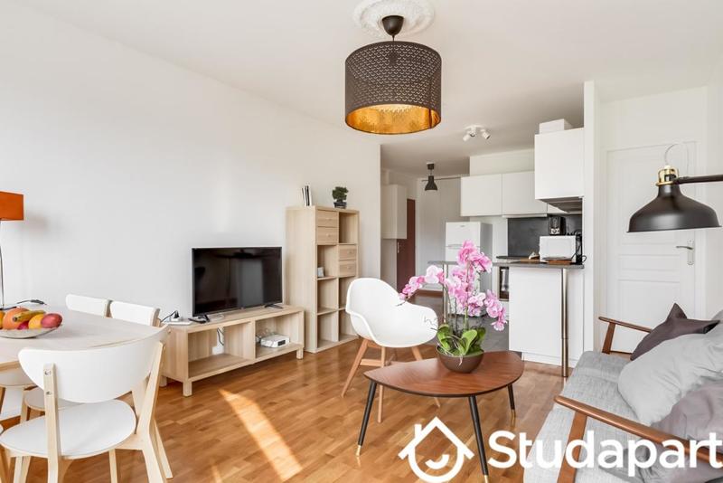 Chambre - 10 m² - 1 pièce