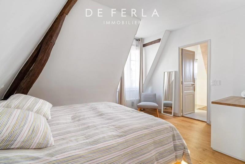 Château - 360 m² - 10 pièces