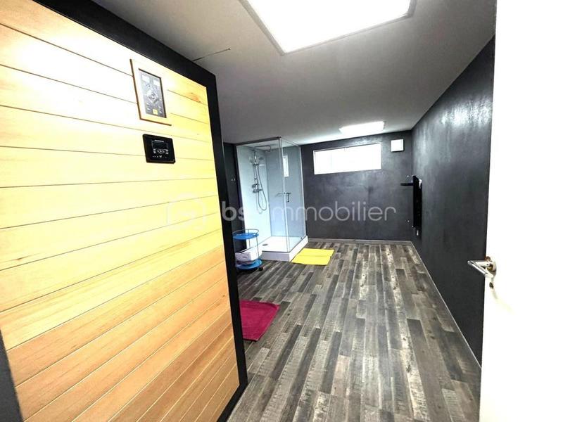 Pavillon - 130 m² - 7 pièces