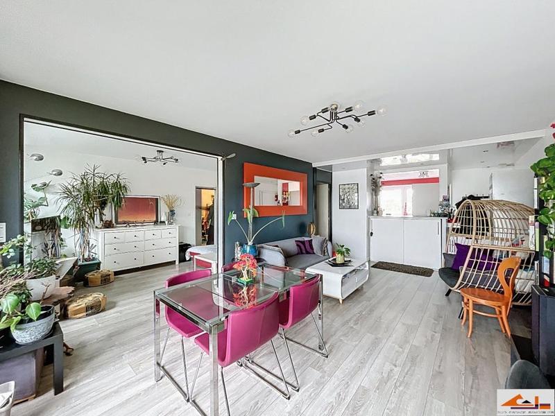 Appartement - 96 m² - 4 pièces