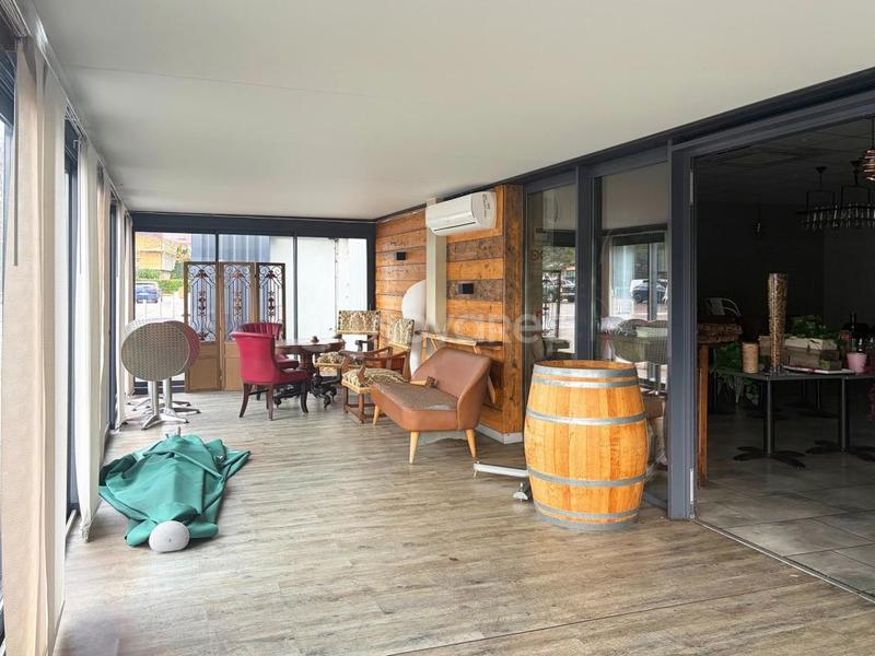 Local commercial - 165 m² - 3 pièces