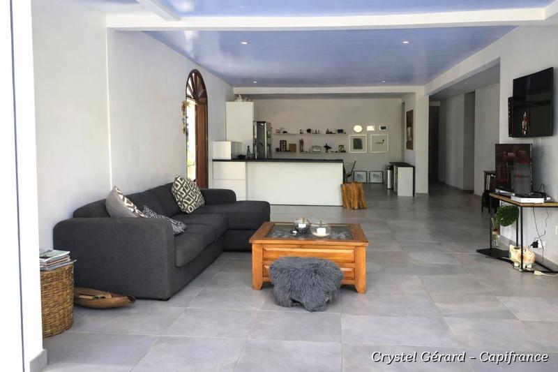 Maison - 225 m² - 5 pièces