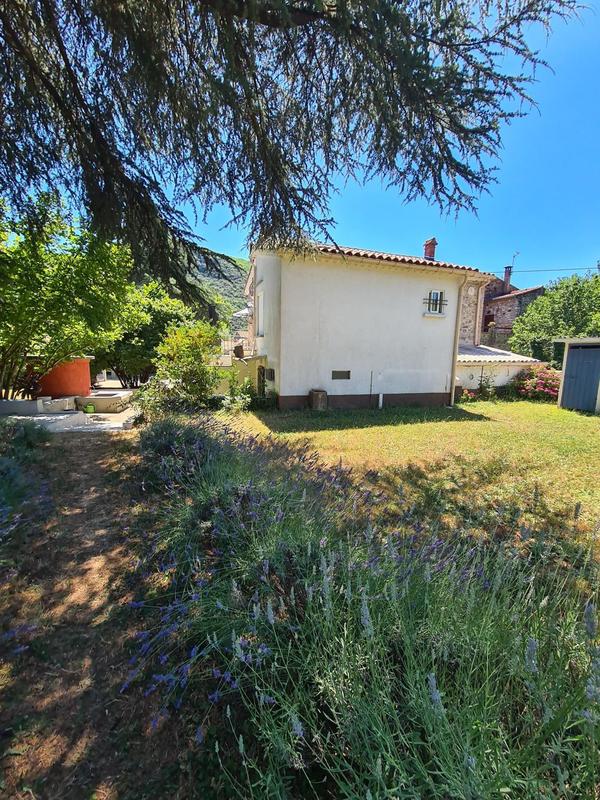 Maison - 182 m² - 6 pièces