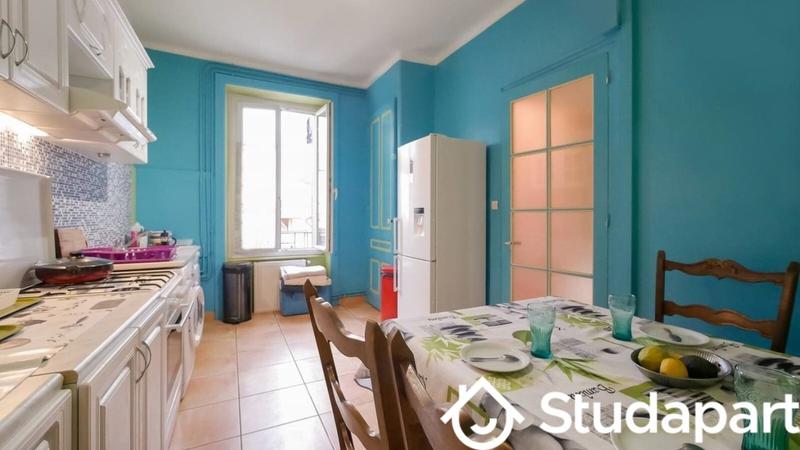 Chambre - 14 m² - 1 pièce