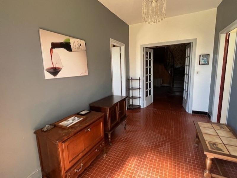 Maison - 216 m² - 8 pièces