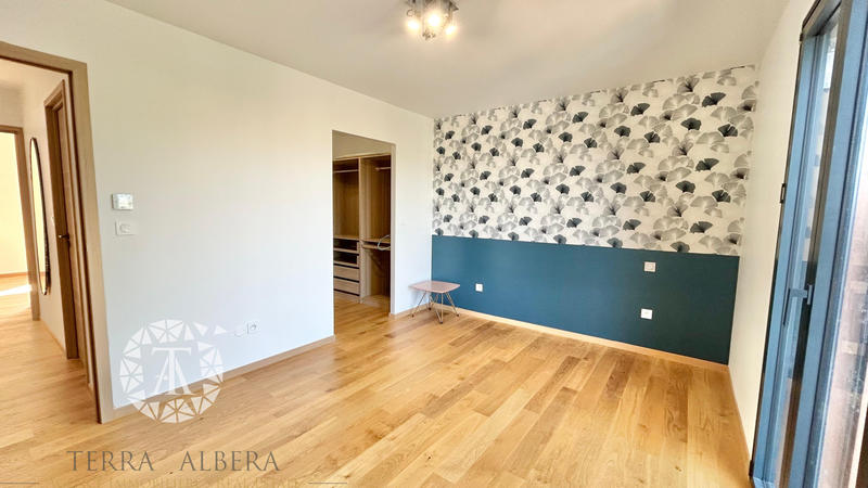 Villa - 127 m² - 5 pièces