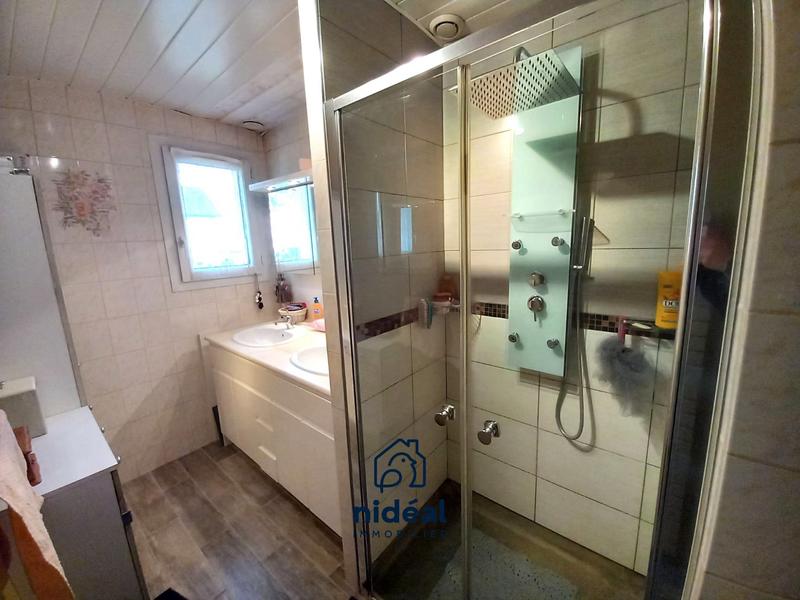 Maison - 100 m² - 6 pièces