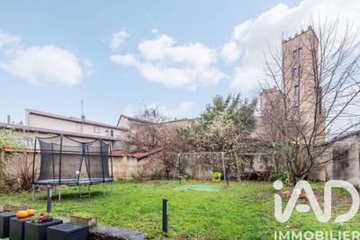 Appartement - 87 m² - 3 pièces