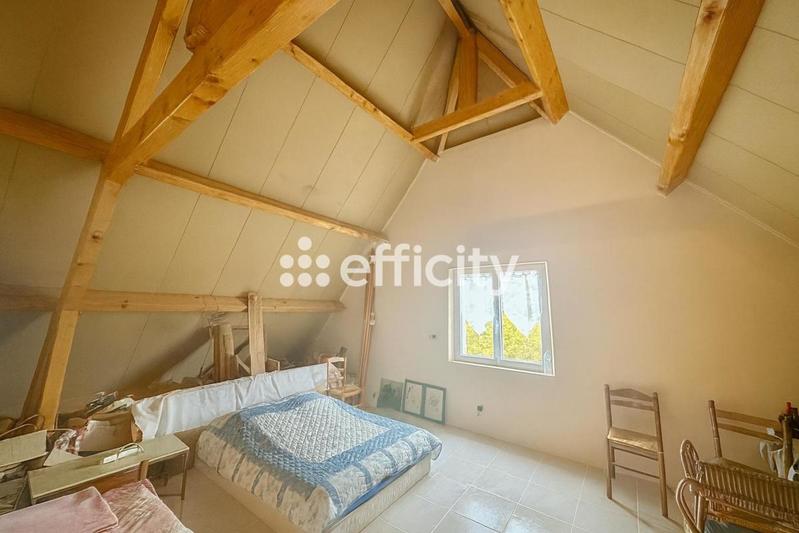 Maison - 211 m² - 8 pièces