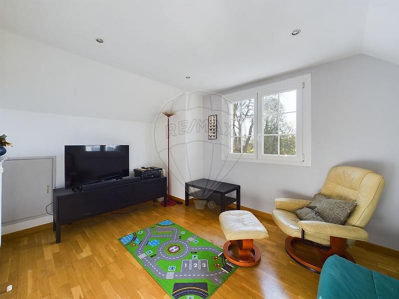 Maison - 150 m² - 8 pièces