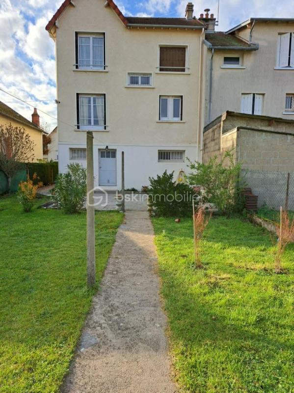 Maison - 84 m² - 5 pièces