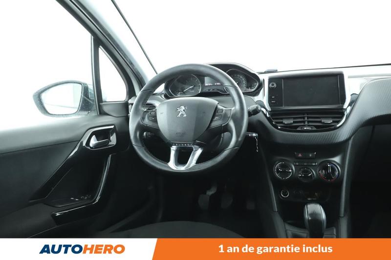 Peugeot 208 1.6 Blue-HDi Style 5p 75 ch