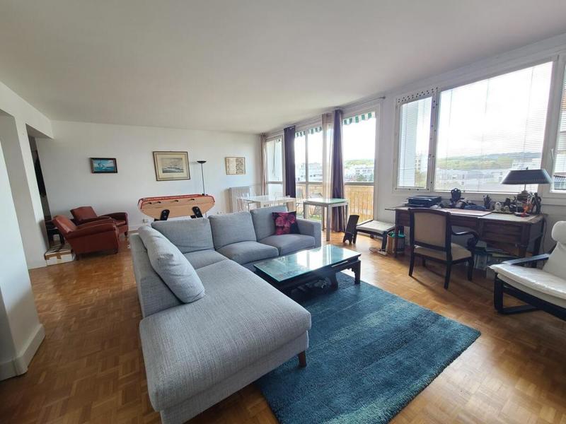 Appartement - 132 m² - 6 pièces