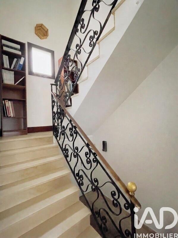 Maison de ville - 320 m² - 10 pièces