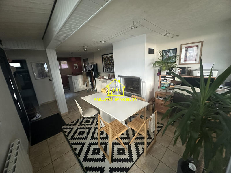 Maison - 95 m² - 5 pièces