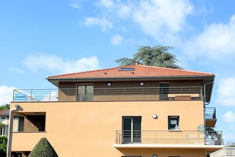 Appartement - 110 m² - 5 pièces