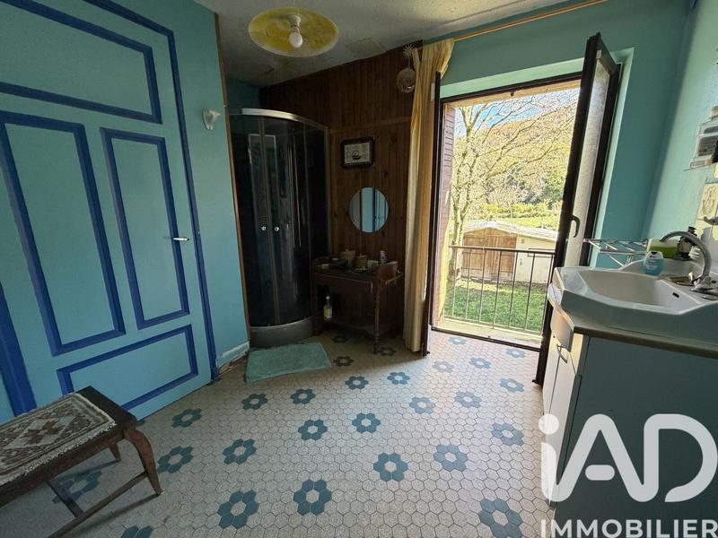 Maison - 320 m² - 10 pièces