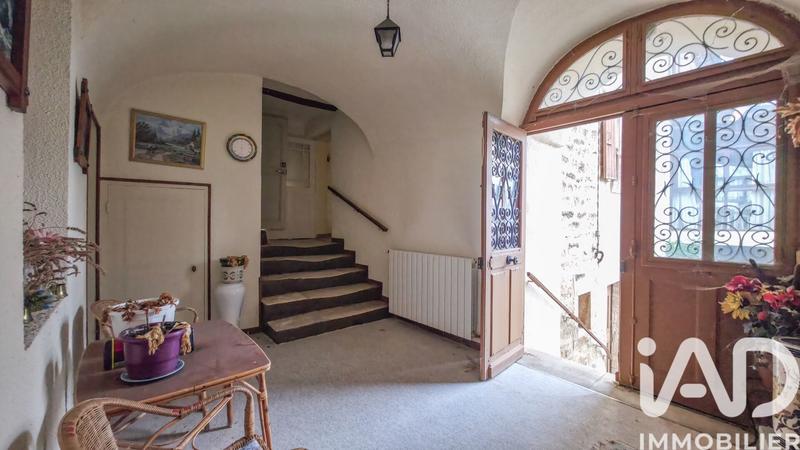 Maison - 141 m² - 6 pièces