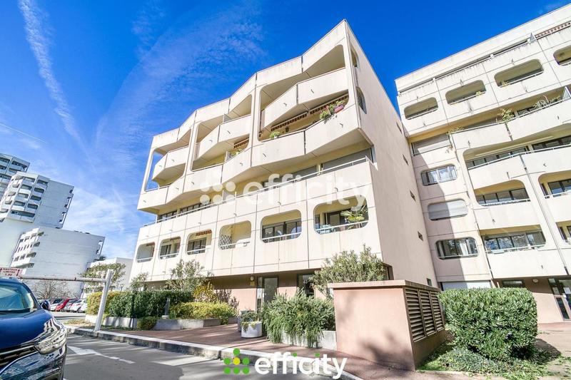 Appartement - 106 m² - 5 pièces