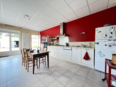 Maison - 192 m² - 8 pièces