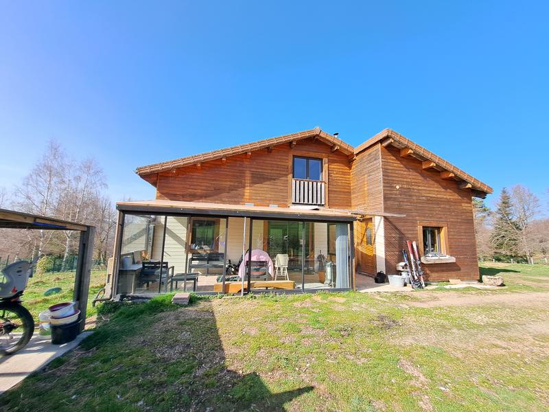 Maison - 140 m² - 4 pièces