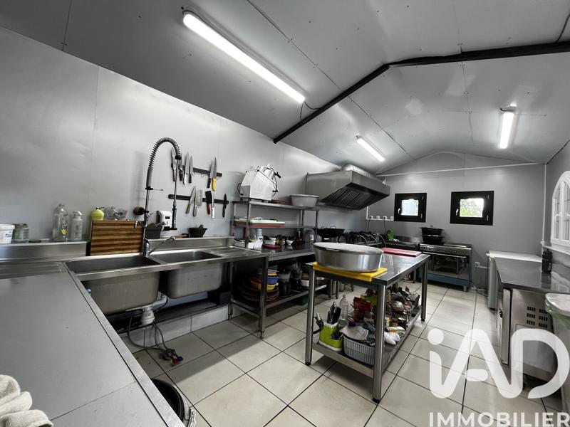 Maison - 406 m² - 15 pièces