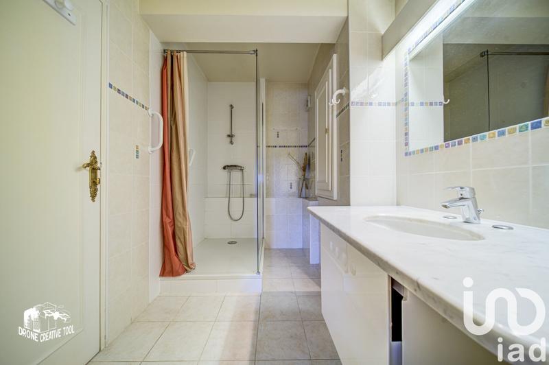 Appartement - 146 m² - 7 pièces