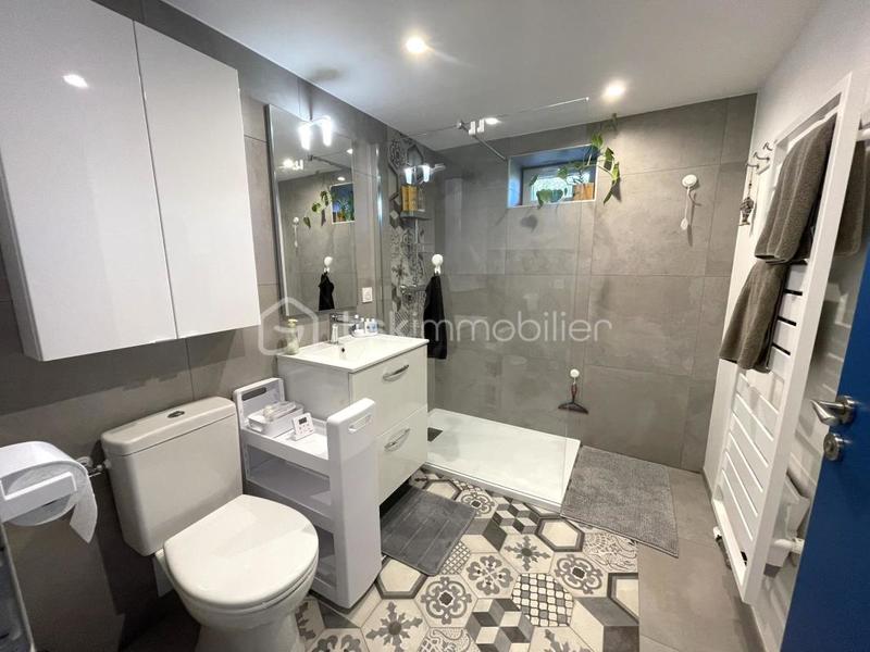 Maison - 147 m² - 6 pièces