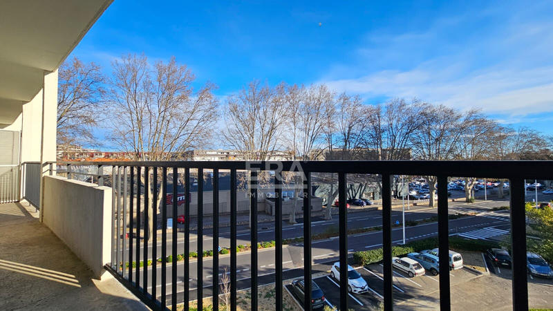 Appartement - 99 m² - 5 pièces