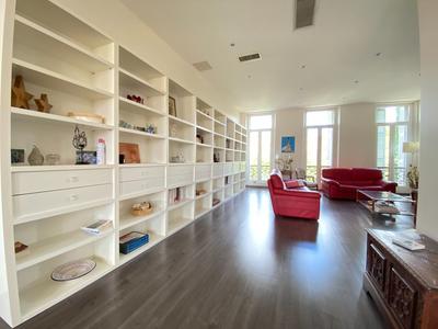 Appartement - 147 m² - 4 pièces