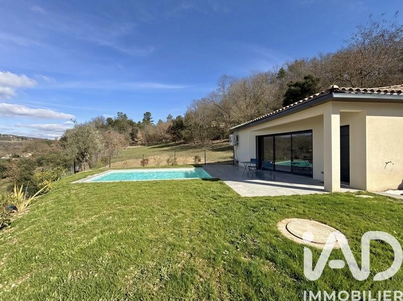 Maison - 115 m² - 5 pièces