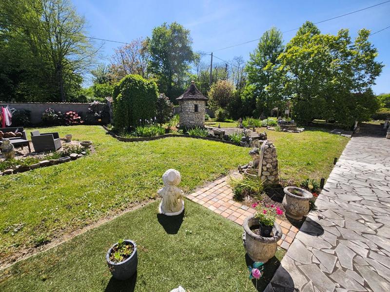 Maison en pierre - 196 m² - 5 pièces