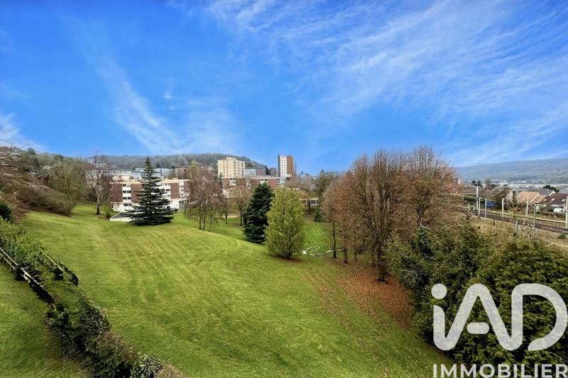 Appartement - 84 m² - 4 pièces