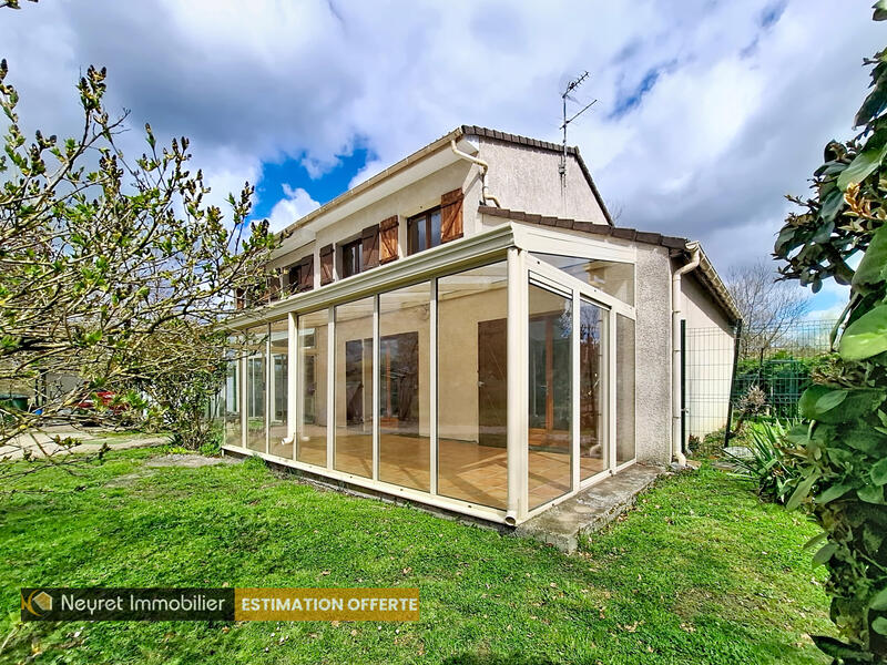 Maison - 177 m² - 8 pièces