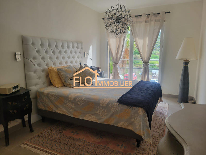 Appartement - 115 m² - 3 pièces